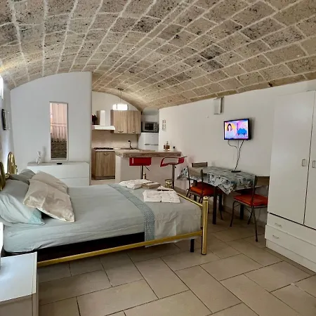 Gold Home *